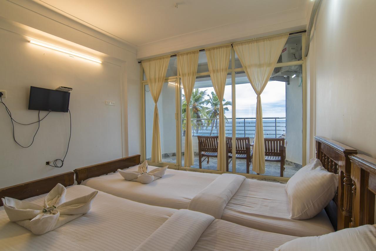 Surya Beach Resort 코발람비치 외부 사진