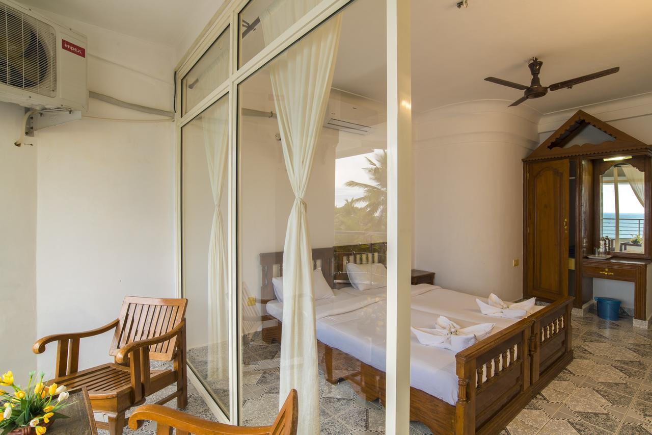 Surya Beach Resort 코발람비치 외부 사진